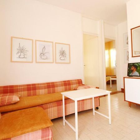 Apartment Dada Petrčane Exterior foto
